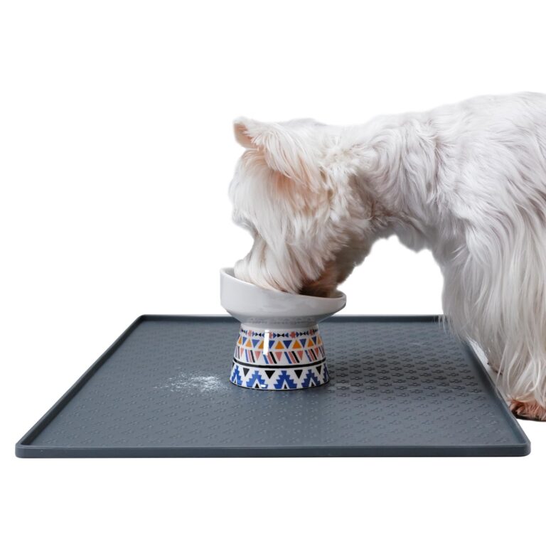 IRRESTRICO Pet Food Mat